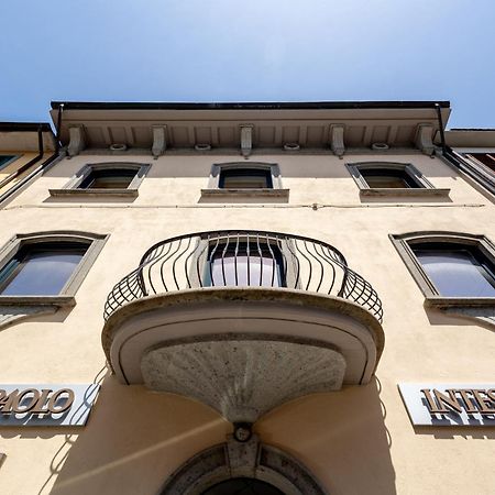 מרתה Casa Vacanze Maddalena - Palazzetto Sul Lago - Diamante Rosa מראה חיצוני תמונה